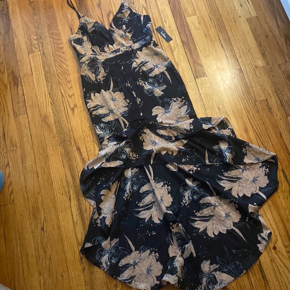 Lulus black & Tan Maxi hi-low Dress with Floral Pattern